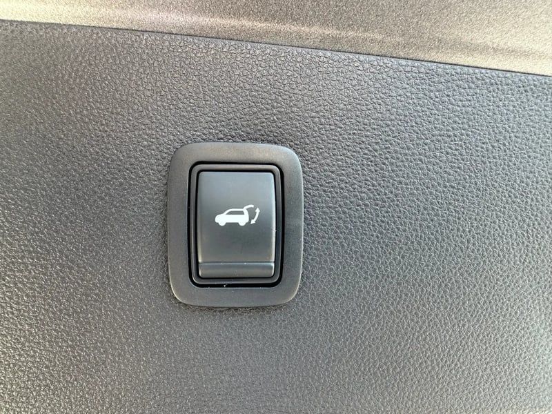 Photo de la voiture DACIA BIGSTER HYBRID 155 Journey