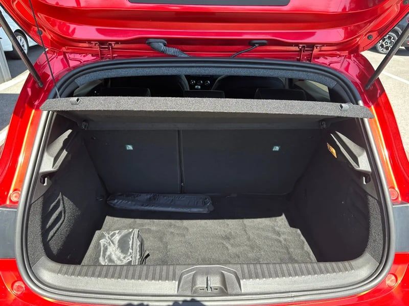 Photo de la voiture RENAULT CLIO V Eco-G 100 ch GSR2 Techno