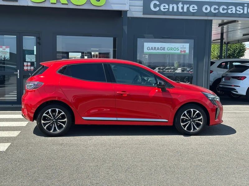 Photo de la voiture RENAULT CLIO V Eco-G 100 ch GSR2 Techno