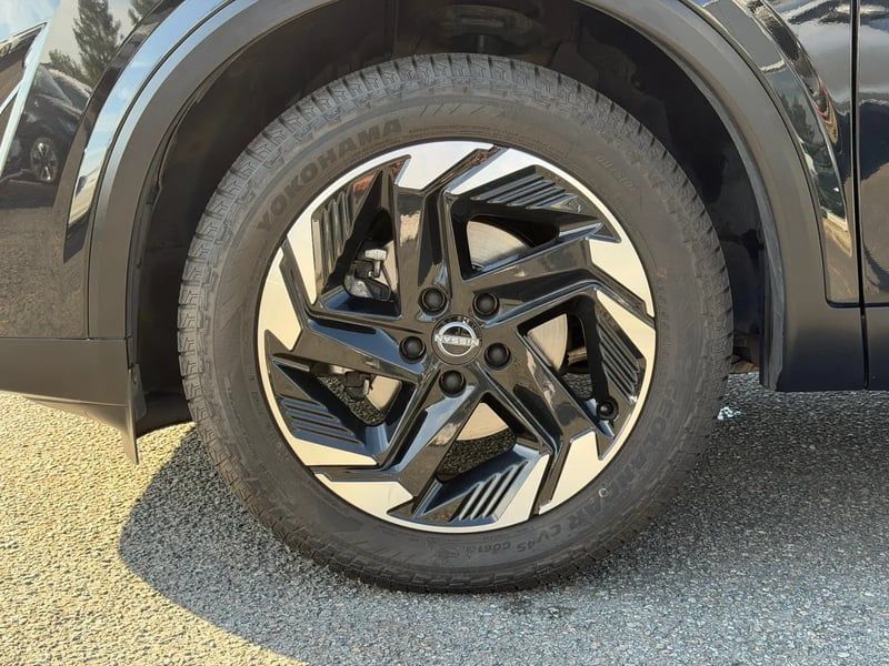 Photo de la voiture NISSAN QASHQAI Mild Hybrid 158 ch N-Connecta