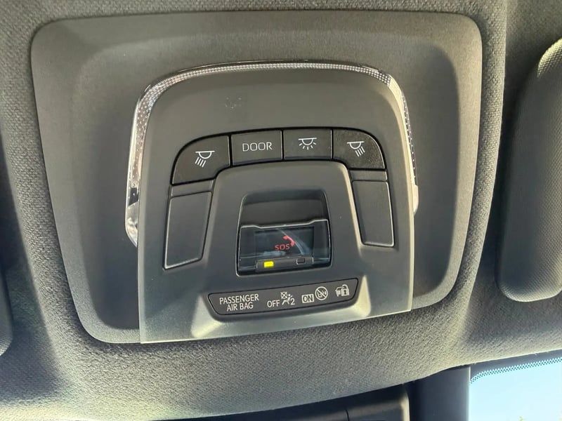 Photo de la voiture TOYOTA C-HR Hybride 200 GR Sport