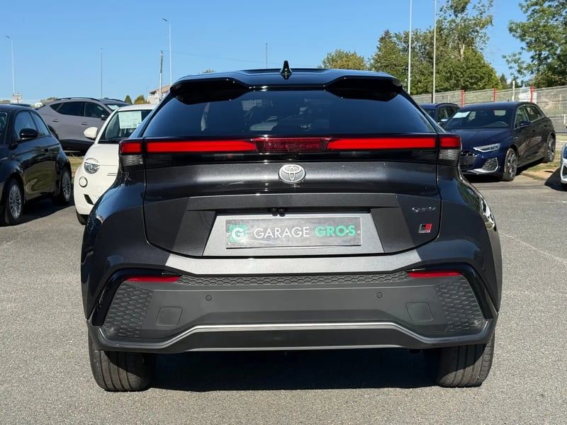 Photo de la voiture TOYOTA C-HR Hybride 200 GR Sport