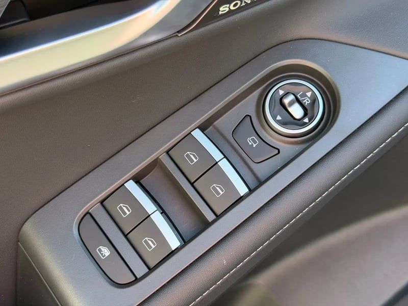Photo de la voiture JAECOO 5 HEV SHS-H Exclusive