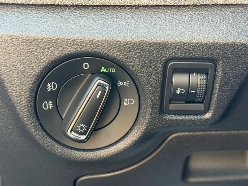 Photo de la voiture SKODA SCALA 1.0 TSI Evo 2 116 ch DSG7 Selection