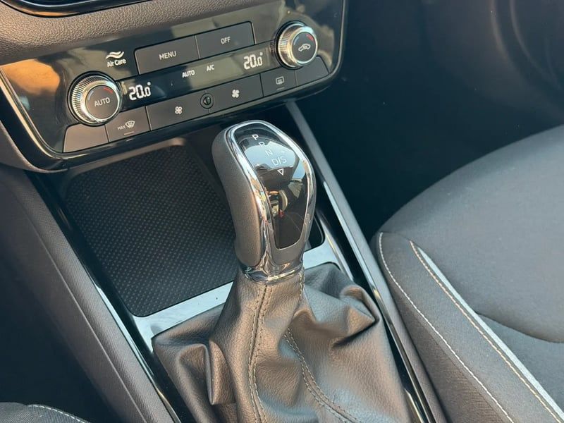 Photo de la voiture SKODA SCALA 1.0 TSI Evo 2 116 ch DSG7 Selection