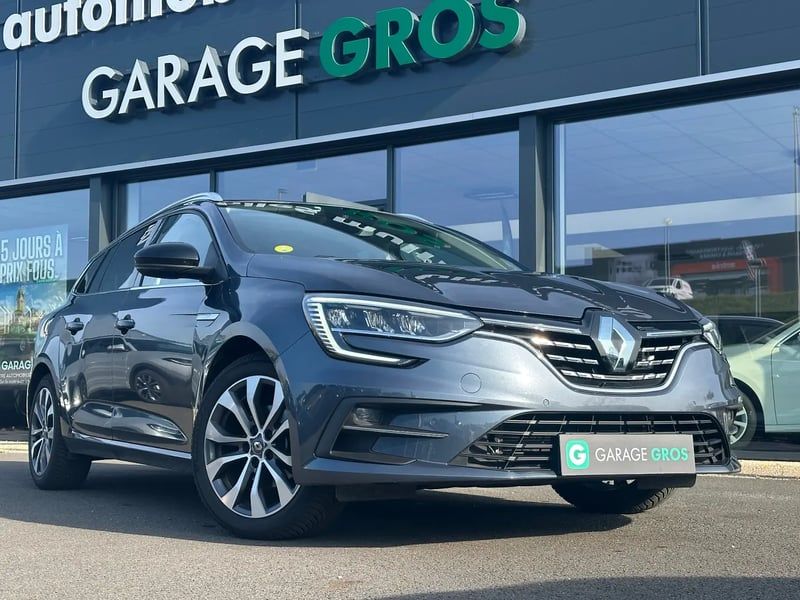 Photo de la voiture RENAULT MEGANE IV ESTATE Blue dCi 115 EDC Techno