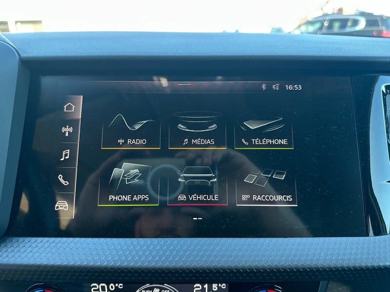 Photo de la voiture AUDI A1 SPORTBACK 25 TFSI 95 ch BVM5 S Line