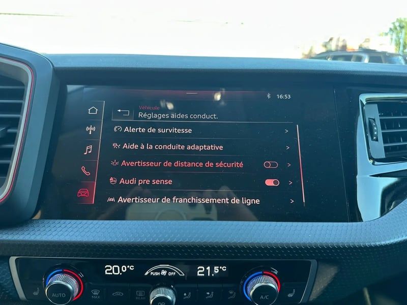 Photo de la voiture AUDI A1 SPORTBACK 25 TFSI 95 ch BVM5 S Line