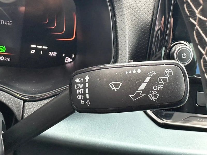 Photo de la voiture SEAT ARONA 1.0 TSI 115 ch Start/Stop DSG7 Xperience
