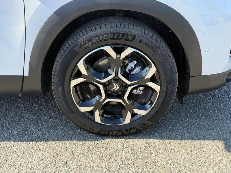 Photo de la voiture CITROEN C5 AIRCROSS Hybride 145 e-DCS6 Max