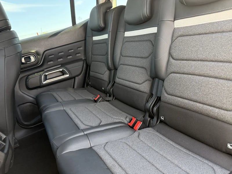 Photo de la voiture CITROEN C5 AIRCROSS Hybride 145 e-DCS6 Max
