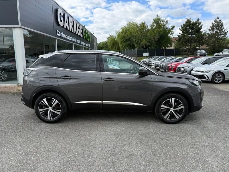 Photo de la voiture PEUGEOT 3008 PureTech 130ch S&S BVM6 GT