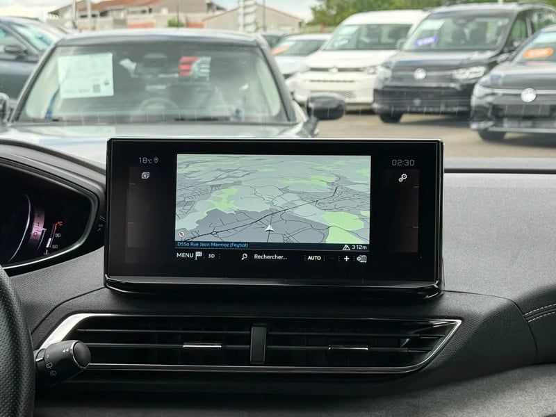 Photo de la voiture PEUGEOT 3008 PureTech 130ch S&S BVM6 GT