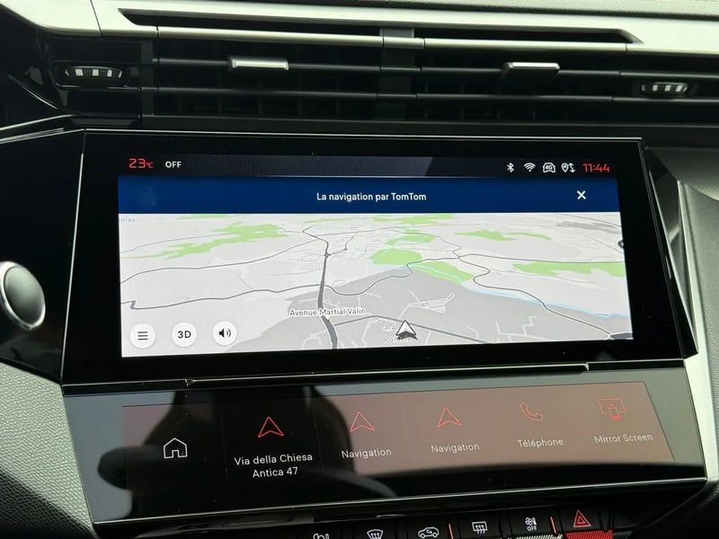 Photo de la voiture PEUGEOT 308 SW BlueHDi 130ch S&S EAT8 GT