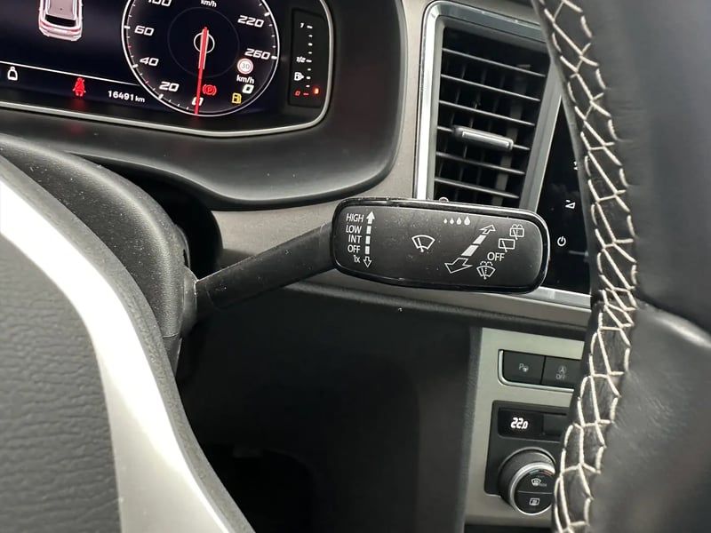 Photo de la voiture SEAT ATECA 2.0 TDI 150 ch Start/Stop Xperience