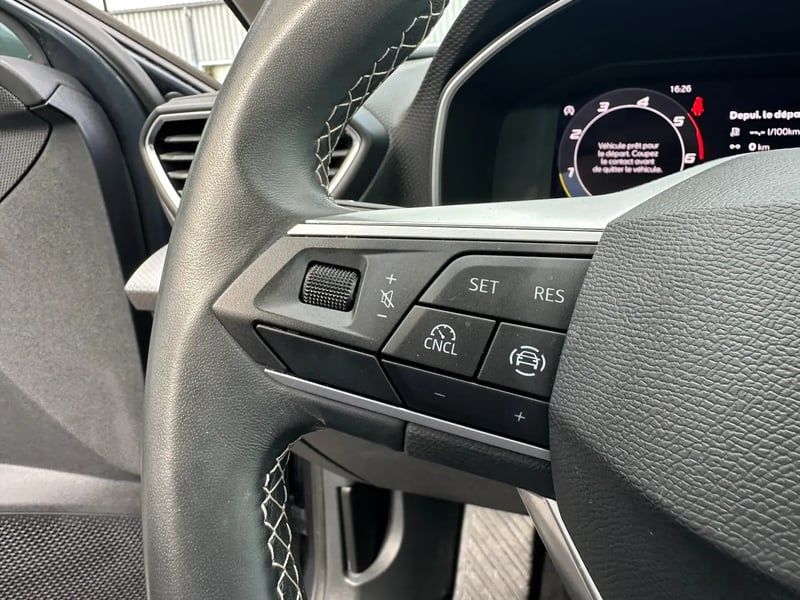 Photo de la voiture SEAT LEON 2.0 TDI 115 BVM6 Business