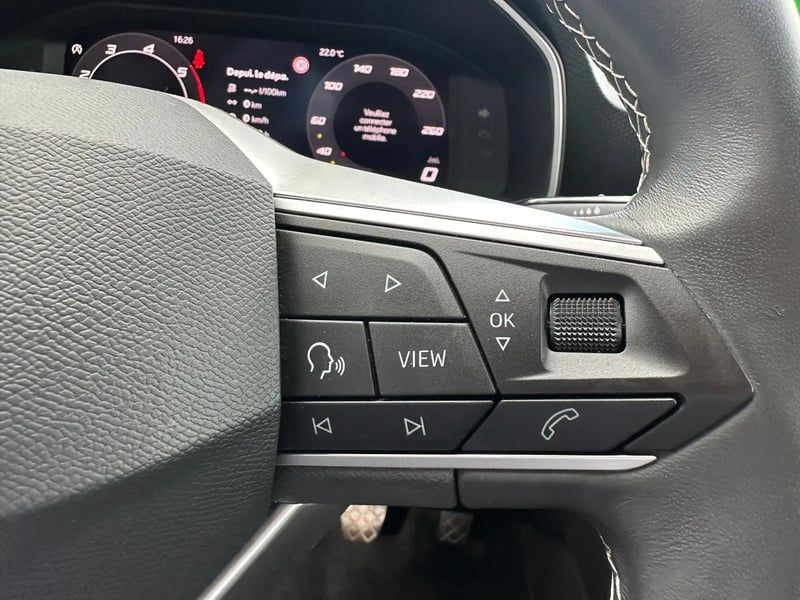 Photo de la voiture SEAT LEON 2.0 TDI 115 BVM6 Business