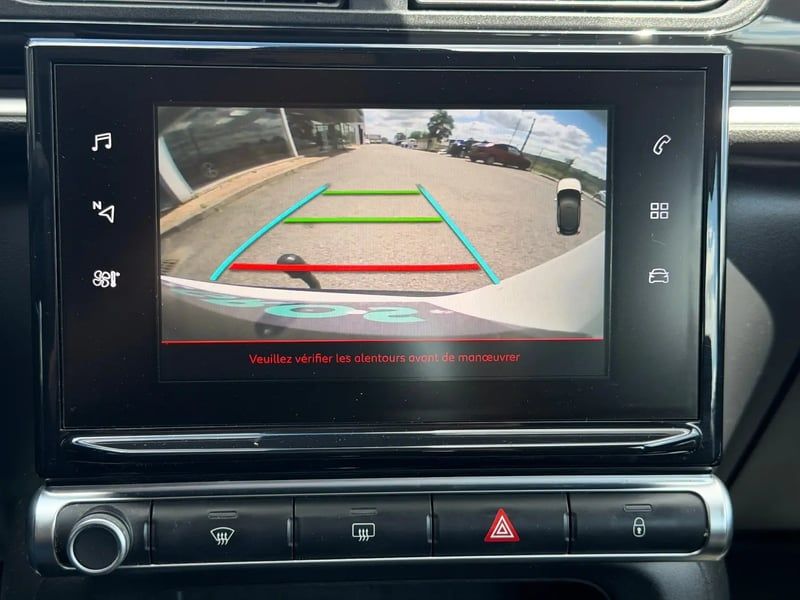 Photo de la voiture CITROEN C3 PureTech 82 Feel