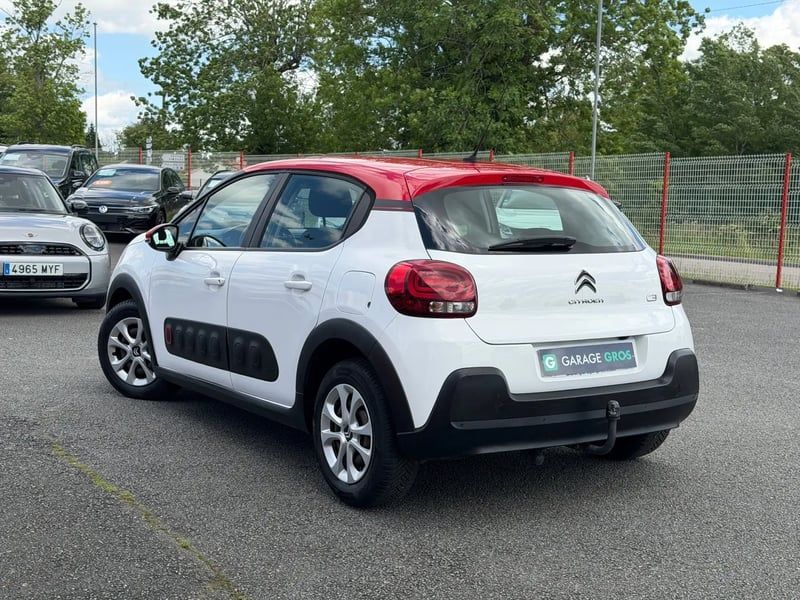 Photo de la voiture CITROEN C3 PureTech 82 Feel