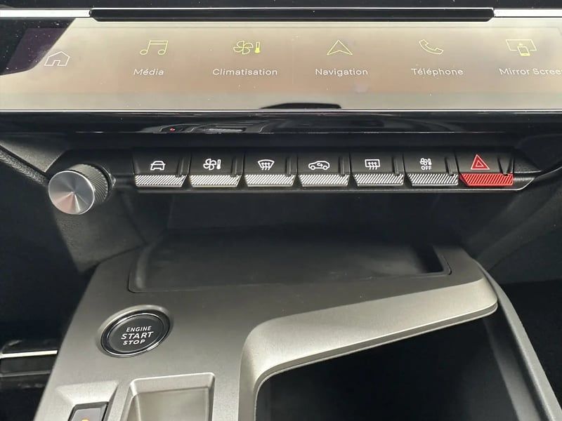Photo de la voiture PEUGEOT 308 BlueHDi 130ch S&S EAT8 GT