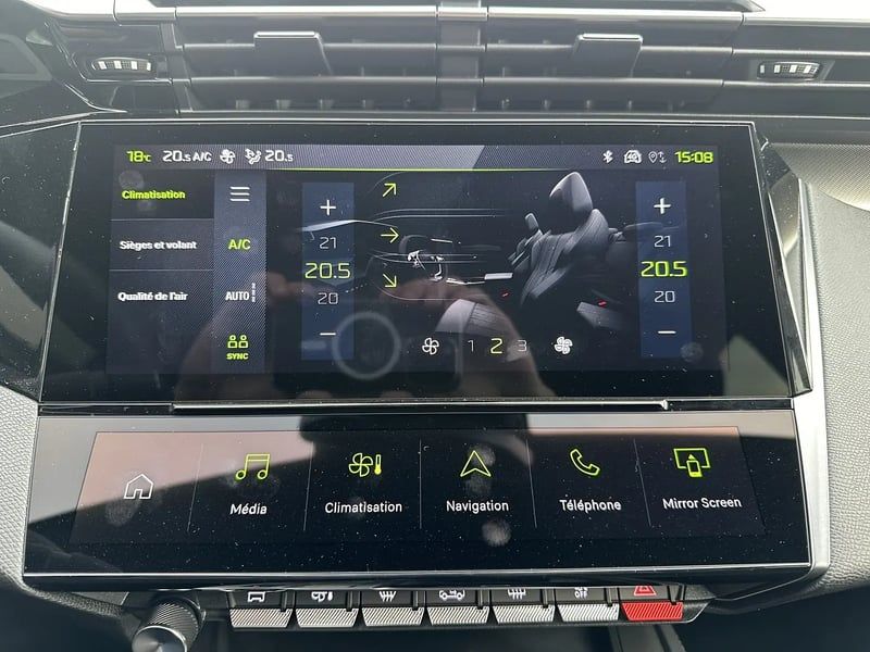 Photo de la voiture PEUGEOT 308 BlueHDi 130ch S&S EAT8 GT