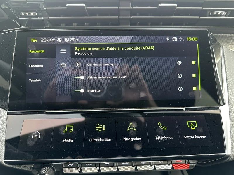 Photo de la voiture PEUGEOT 308 BlueHDi 130ch S&S EAT8 GT