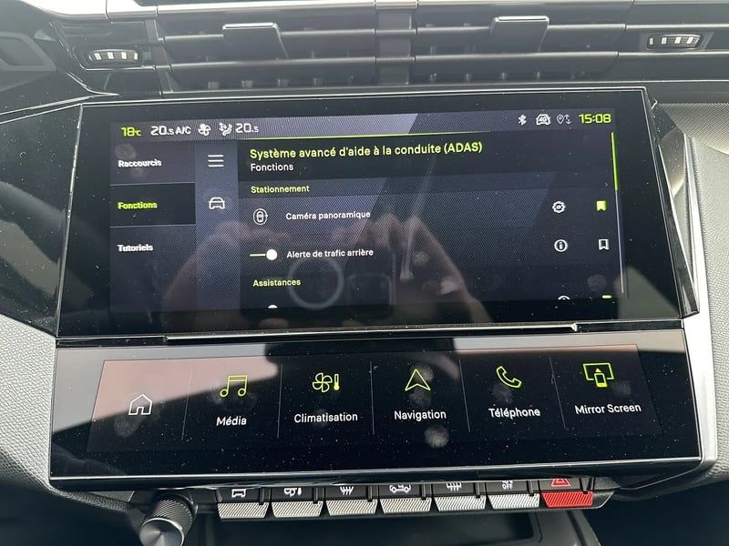 Photo de la voiture PEUGEOT 308 BlueHDi 130ch S&S EAT8 GT