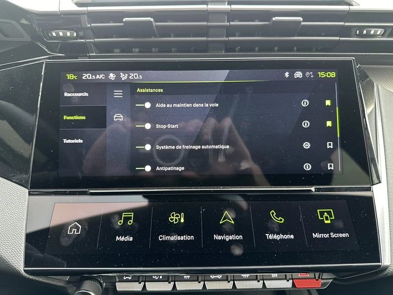 Photo de la voiture PEUGEOT 308 BlueHDi 130ch S&S EAT8 GT