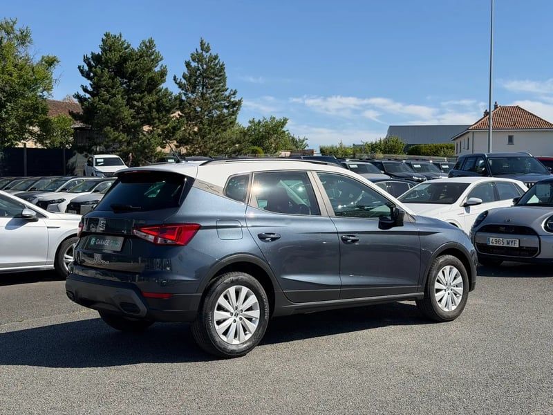 Photo de la voiture SEAT ARONA 1.0 TSI 110 ch Start/Stop BVM6 Style Business