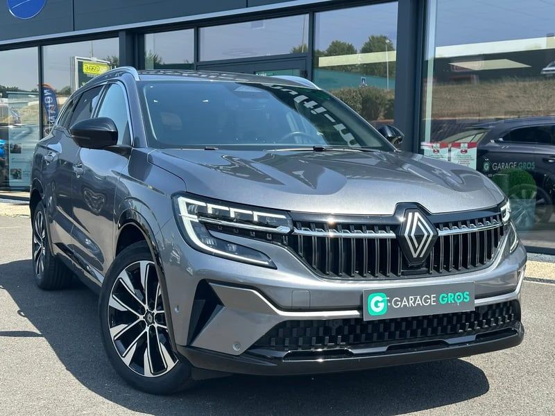 Photo de la voiture RENAULT ESPACE VI E-Tech hybrid 200 Techno