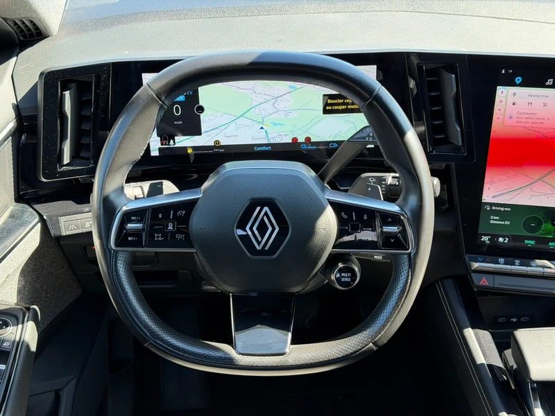 Photo de la voiture RENAULT ESPACE VI E-Tech hybrid 200 Techno