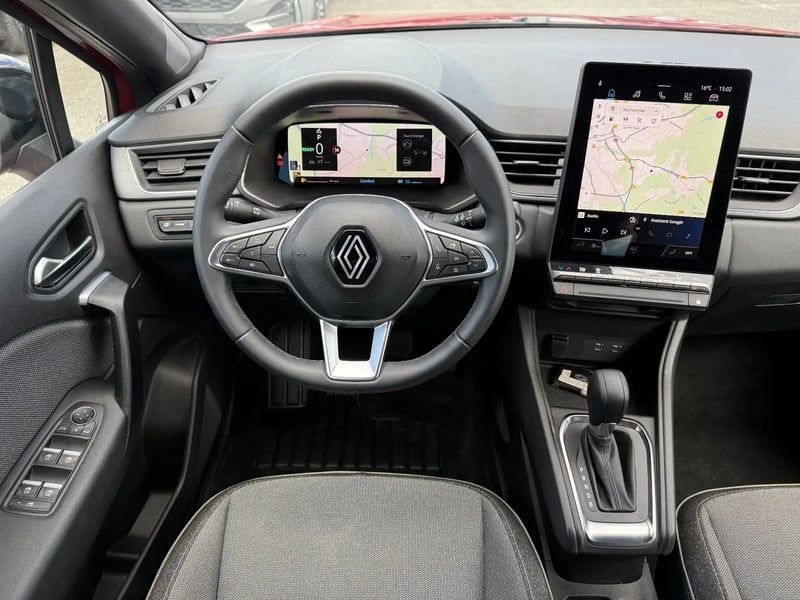 Photo de la voiture RENAULT CAPTUR E-Tech full hybrid 145 ch Techno