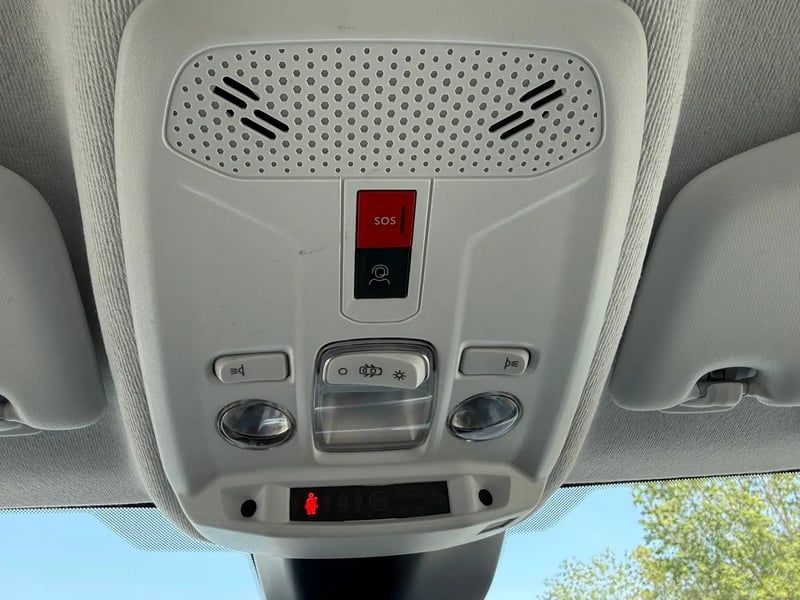 Photo de la voiture PEUGEOT 208 100 S&S BVM6 Style