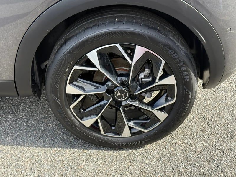 Photo de la voiture DS DS 3 ELECTRIQUE E-Tense Rivoli