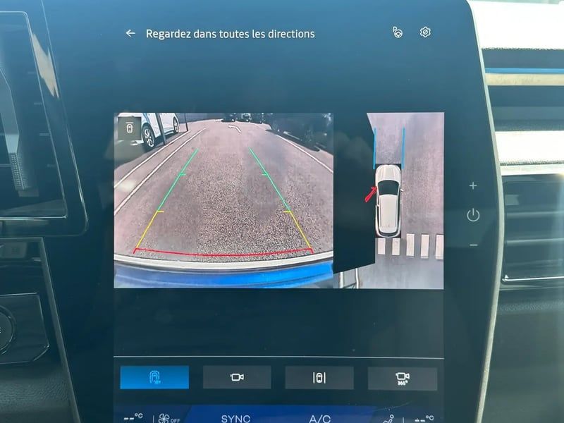 Photo de la voiture RENAULT AUSTRAL E-Tech full hybrid 200 GSR2 Techno