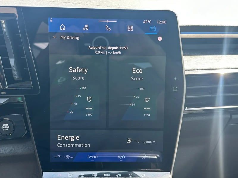 Photo de la voiture RENAULT AUSTRAL E-Tech full hybrid 200 GSR2 Techno