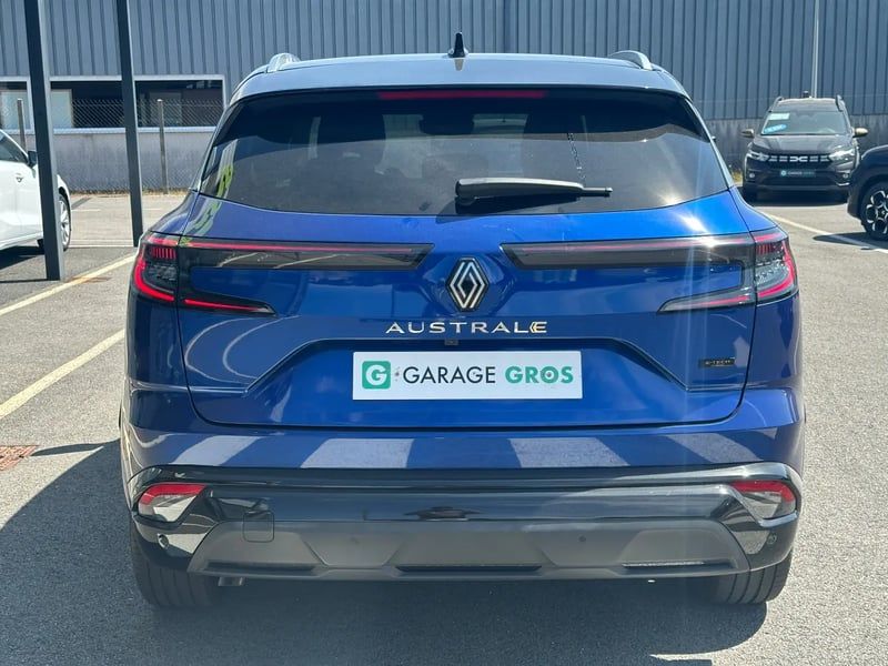 Photo de la voiture RENAULT AUSTRAL E-Tech full hybrid 200 GSR2 Techno