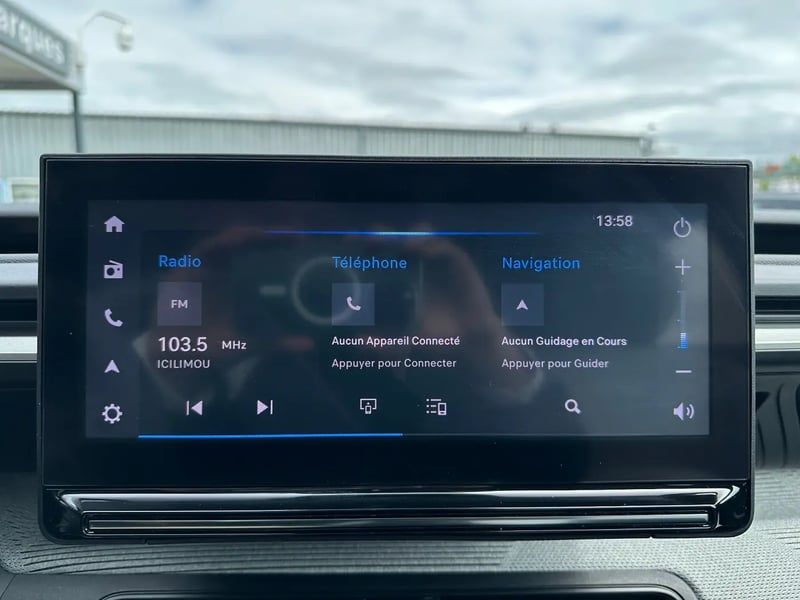 Photo de la voiture CITROEN E-C3 113 ch Max