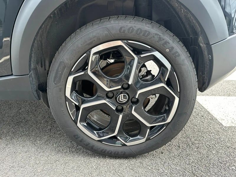 Photo de la voiture CITROEN E-C3 113 ch Max