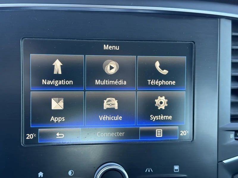 Photo de la voiture RENAULT MEGANE IV BERLINE dCi 130 Energy Zen