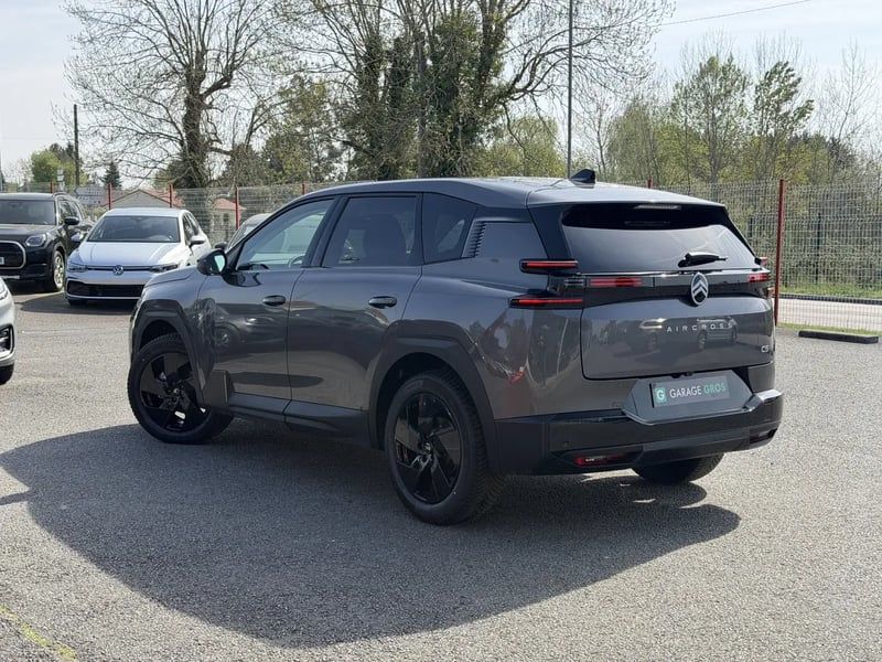 Photo de la voiture CITROEN C5 AIRCROSS HYBRIDE 145 ch e-DCS6 Max