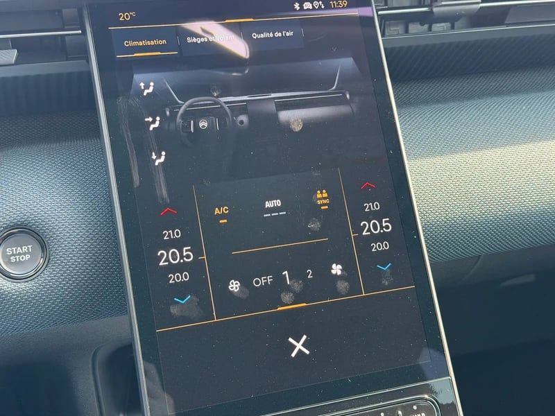 Photo de la voiture CITROEN C5 AIRCROSS HYBRIDE 145 ch e-DCS6 Max