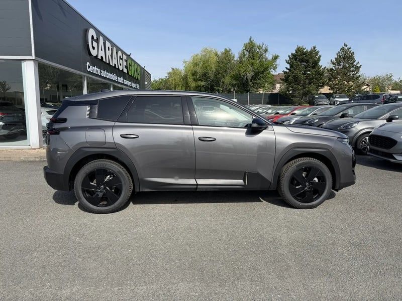 Photo de la voiture CITROEN C5 AIRCROSS HYBRIDE 145 ch e-DCS6 Max