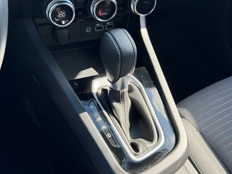 Photo de la voiture RENAULT ARKANA mild hybrid 140 EDC GSR2 Evolution