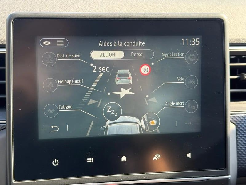 Photo de la voiture RENAULT ARKANA mild hybrid 140 EDC GSR2 Evolution