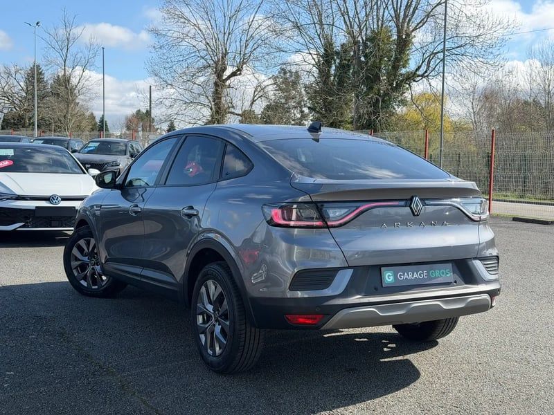 Photo de la voiture RENAULT ARKANA mild hybrid 140 EDC GSR2 Evolution