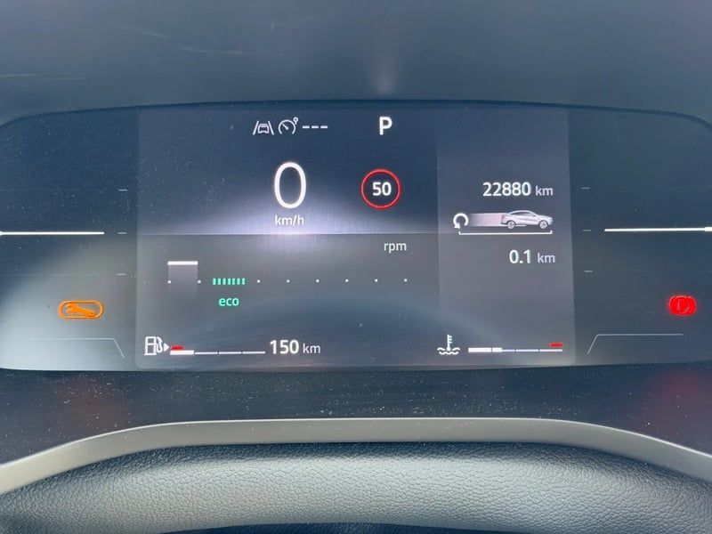 Photo de la voiture RENAULT ARKANA mild hybrid 140 EDC GSR2 Evolution