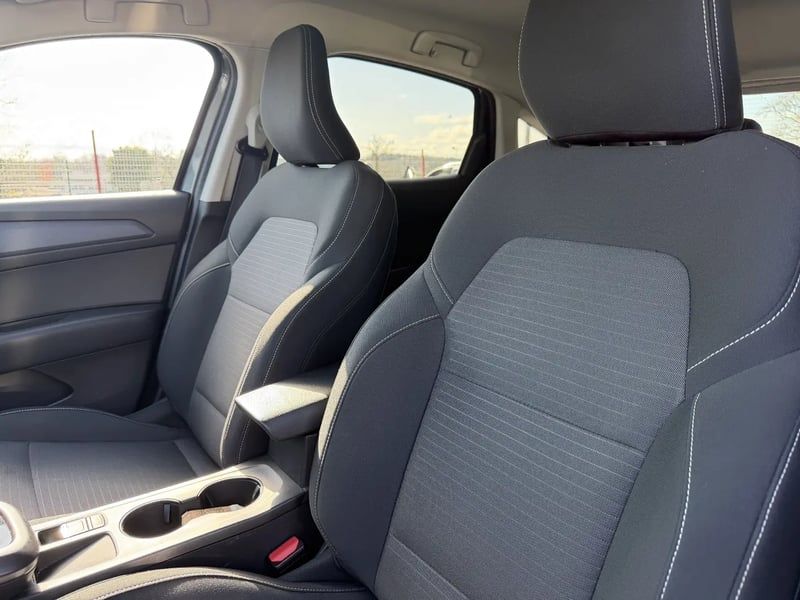 Photo de la voiture RENAULT ARKANA mild hybrid 140 EDC GSR2 Evolution