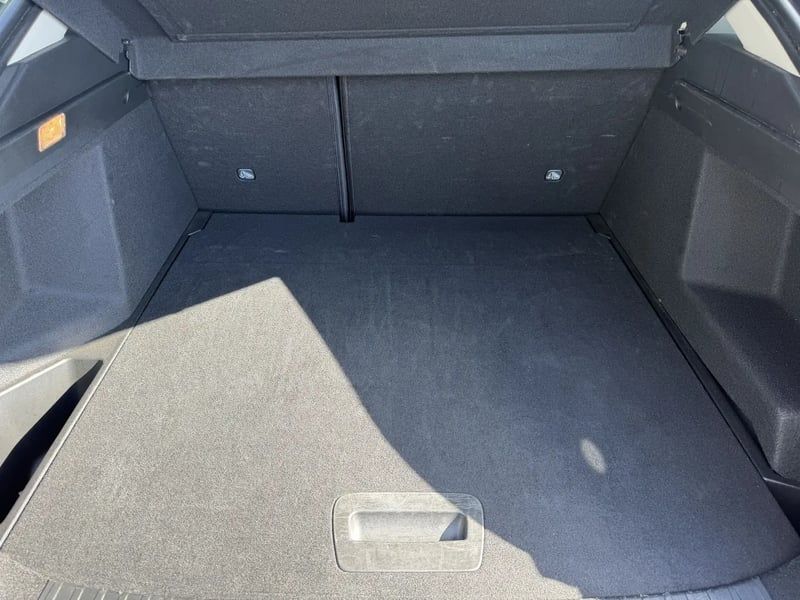 Photo de la voiture RENAULT ARKANA mild hybrid 140 EDC GSR2 Evolution