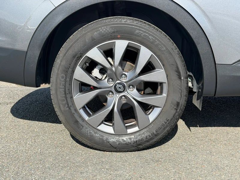 Photo de la voiture RENAULT ARKANA mild hybrid 140 EDC GSR2 Evolution